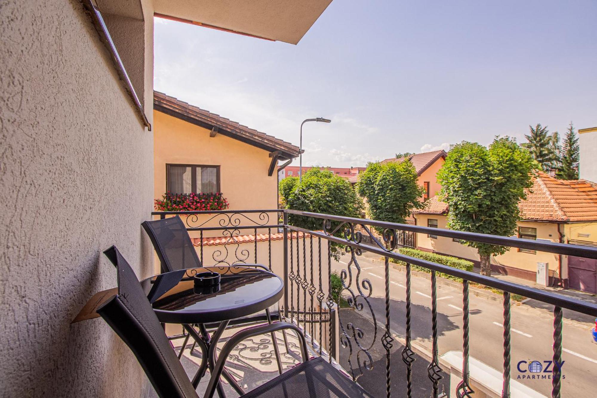 Cozy Brand New Boutique Aparthotel Брашов Екстер'єр фото