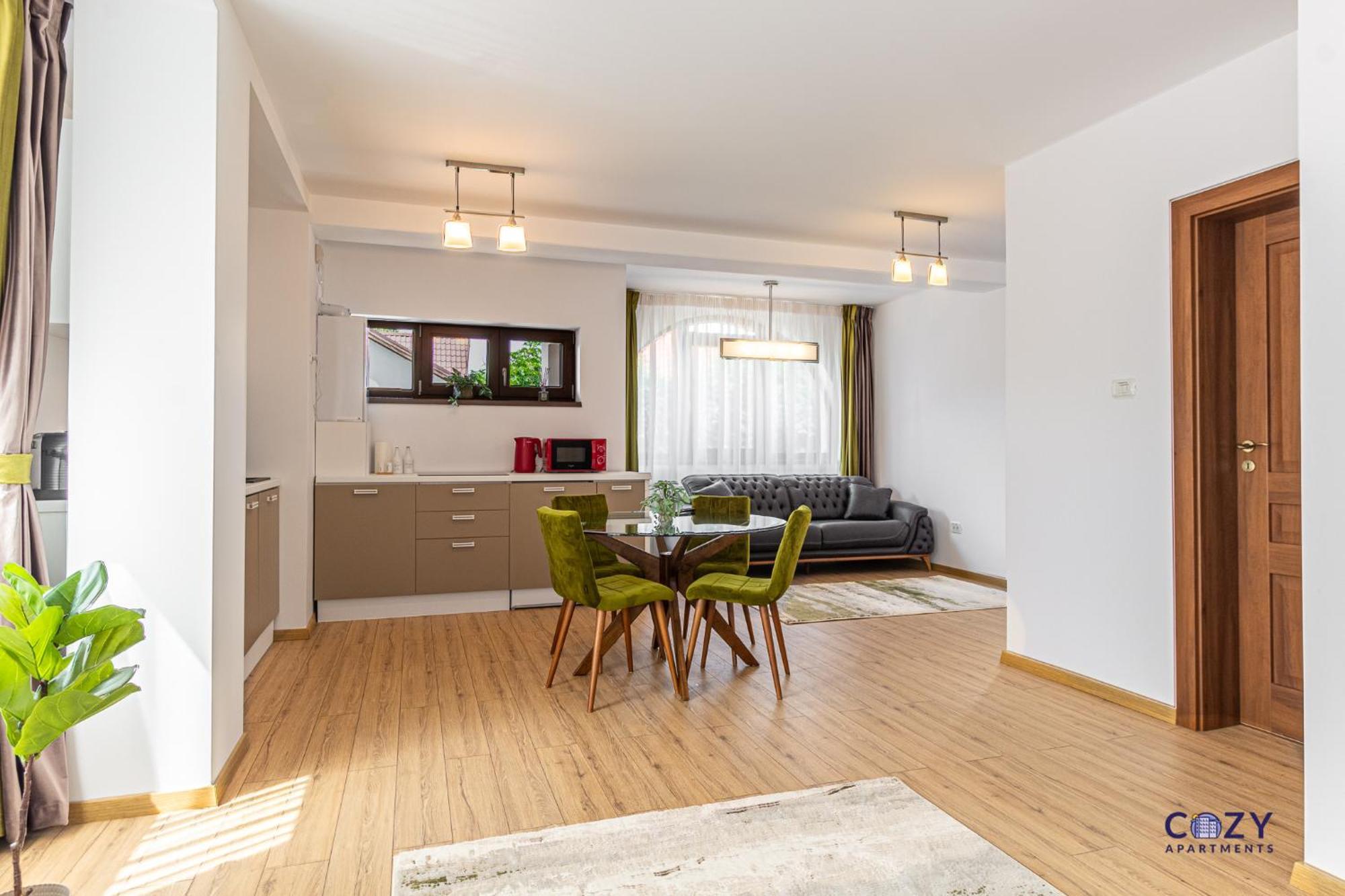 Cozy Brand New Boutique Aparthotel Брашов Екстер'єр фото