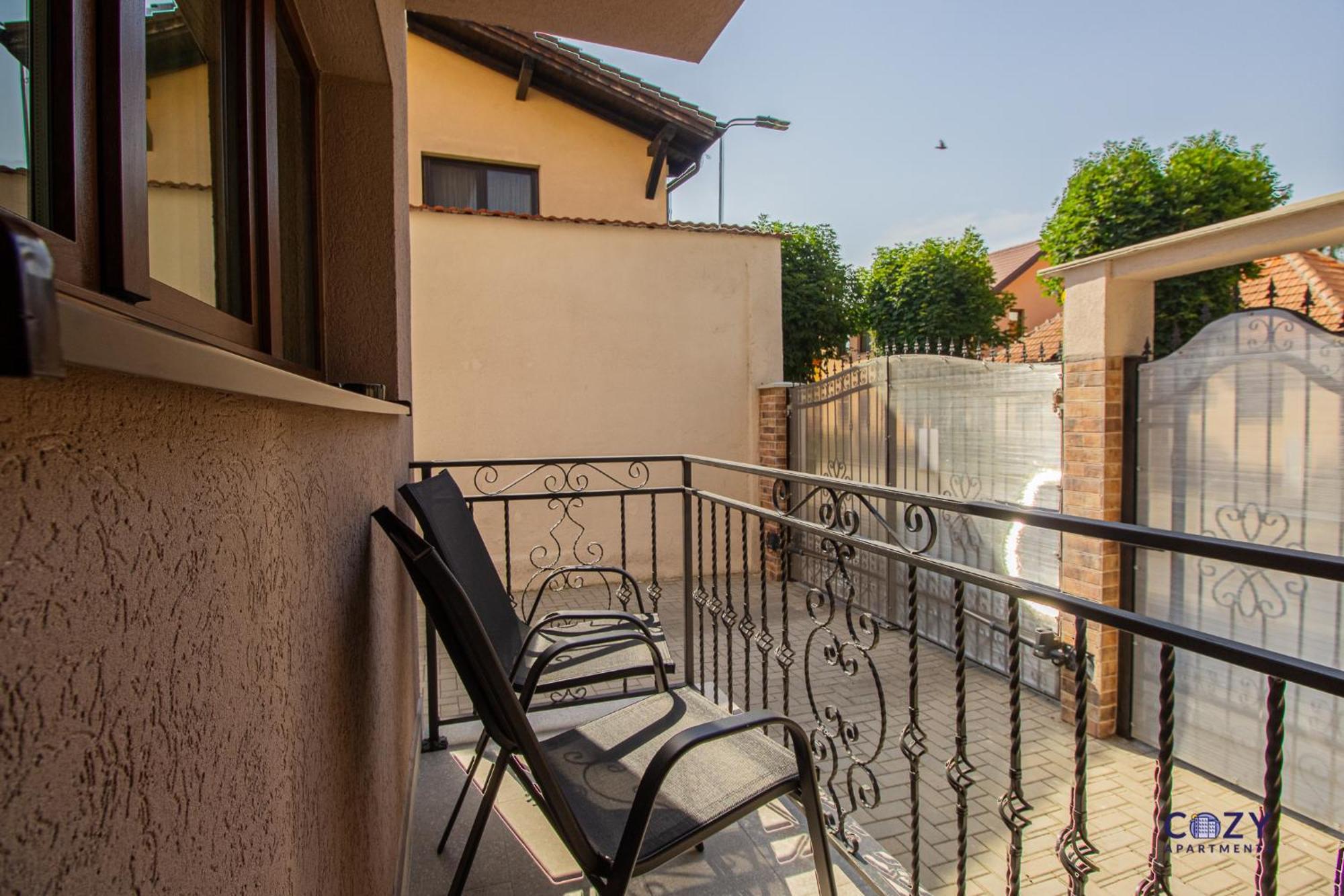 Cozy Brand New Boutique Aparthotel Брашов Екстер'єр фото