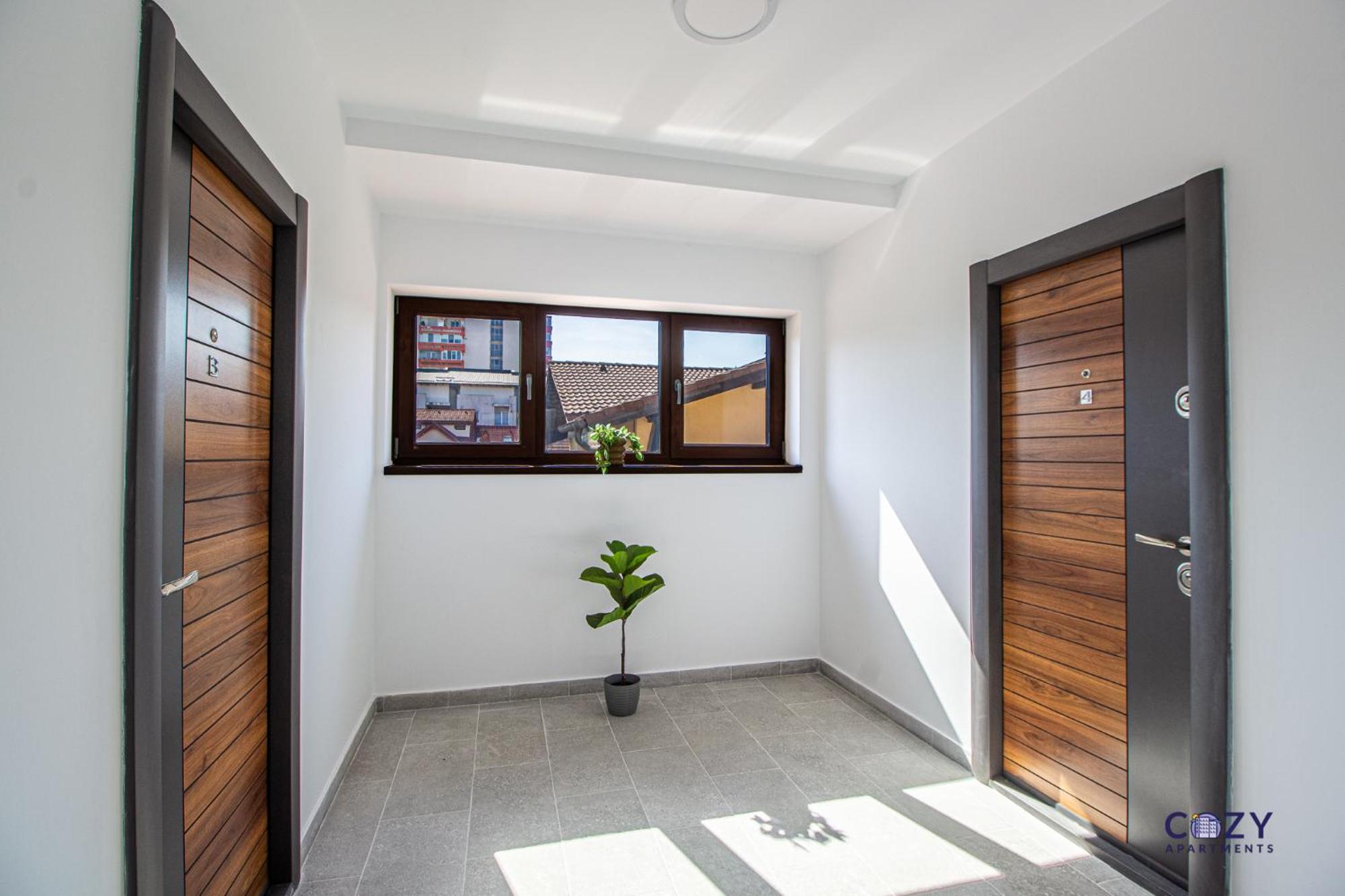 Cozy Brand New Boutique Aparthotel Брашов Екстер'єр фото