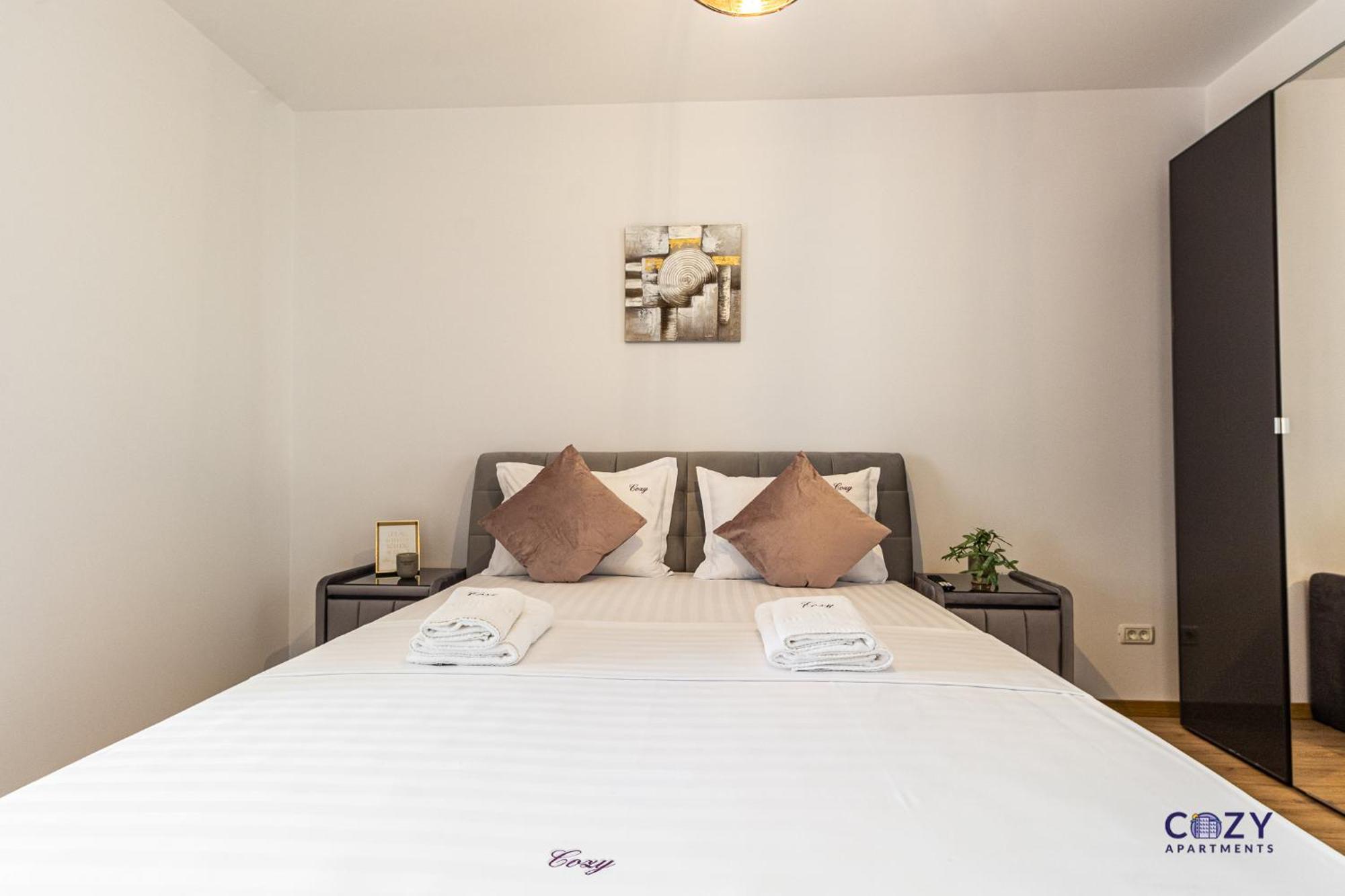Cozy Brand New Boutique Aparthotel Брашов Екстер'єр фото